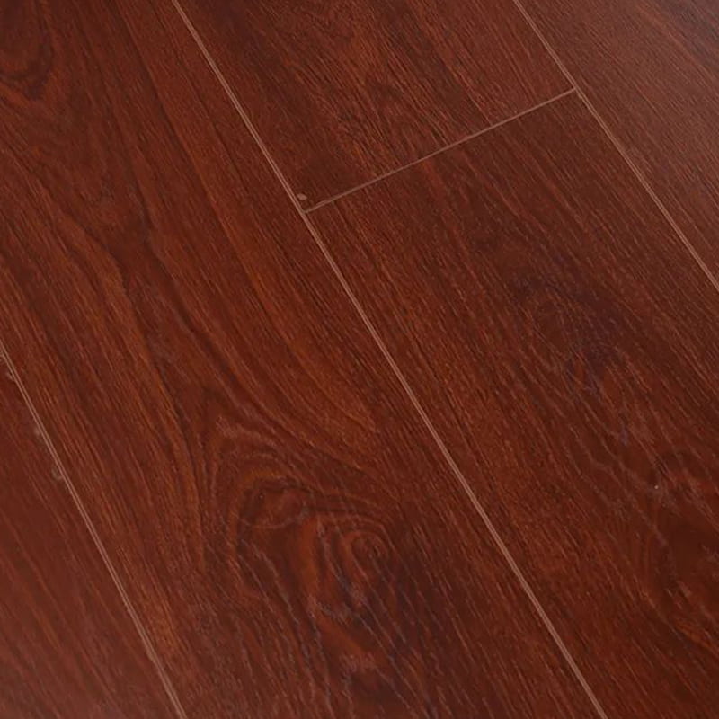 Monikerroksinen Deep Red Oak Mountain Grain Matte Click Lock Suunniteltu puulattia